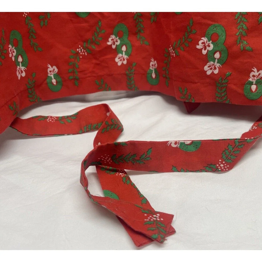 Vintage Kitchen Full Aprons Lot 2 Wreaths Berries Nutcracker Christmas Holiday